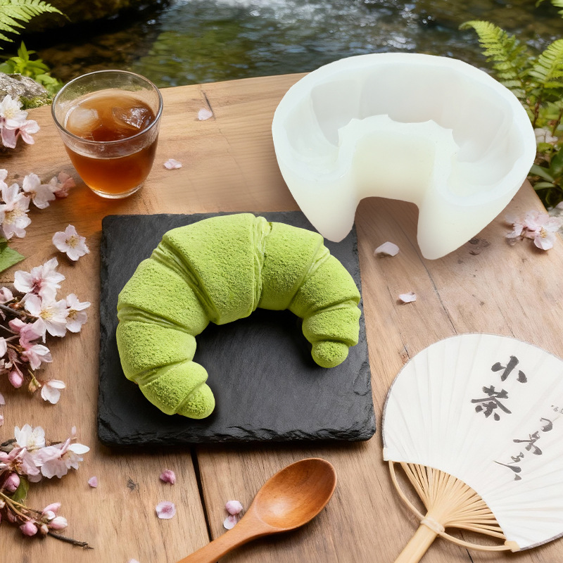シミュレーションフレンチクロワッサンキャンドルシリコンモール - Soap Making Things のレビューと価格